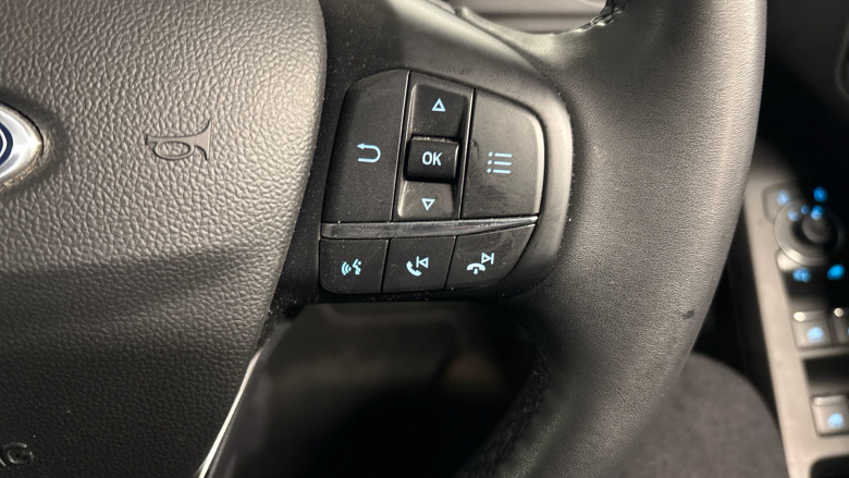 Ford Focus 1.0 EcoBoost Hybrid mHEV 155 Titanium 5dr Petrol Hatchback